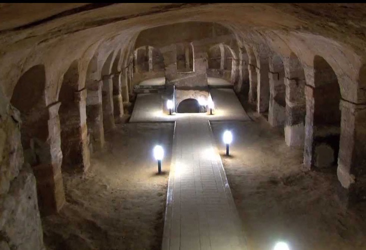 grotte-camerano-1.jpg