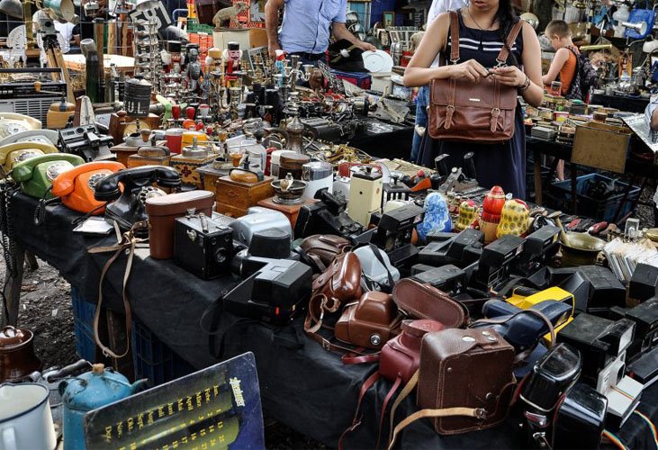 mercatino-curiosando-riviera.jpg
