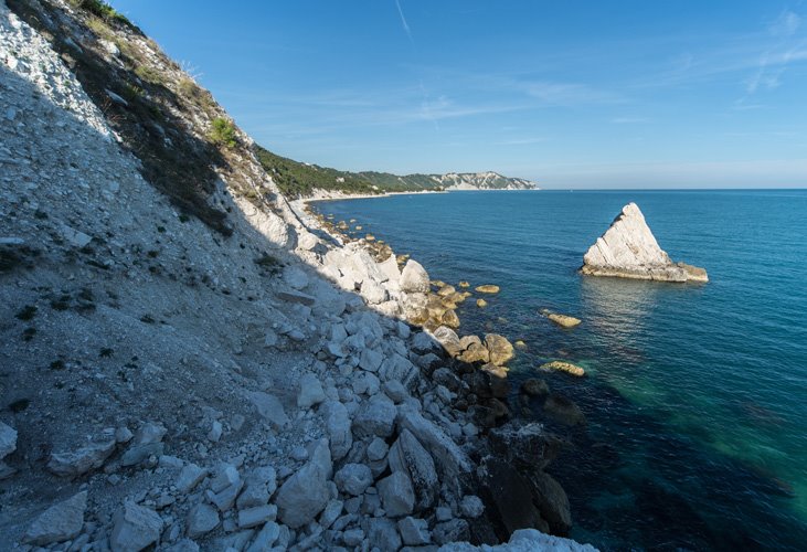 camerano-portonovo.jpg